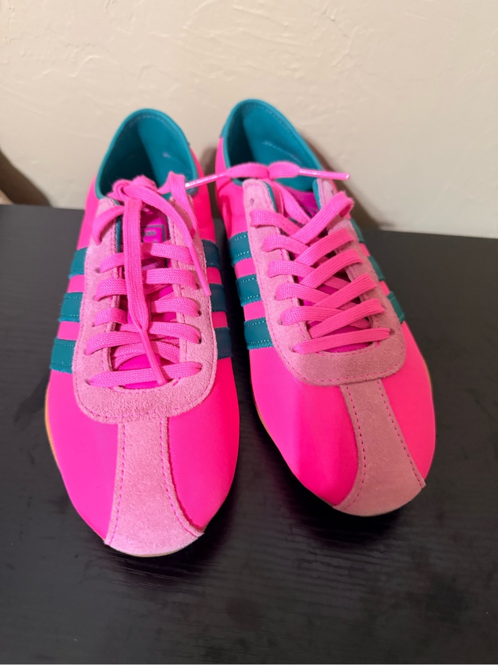 adidas Tokyo Women’s Neon Pink Sneakers with Teal Stripes. NWOT